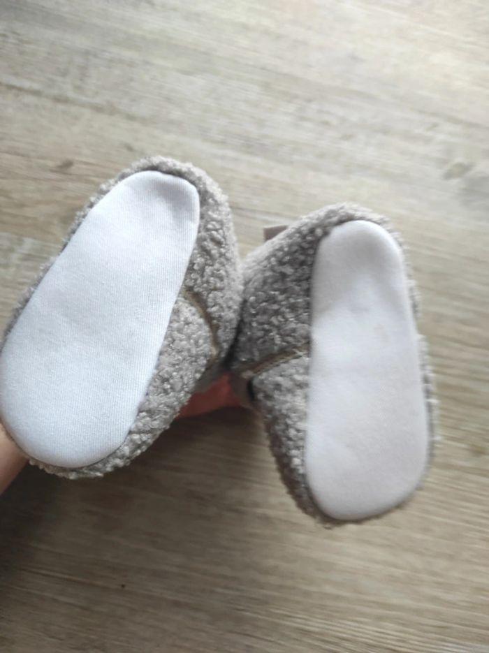 Chaussons bébé - photo numéro 3