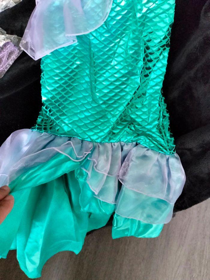 Robe Ariel  la petite sirène avec des accessoires neuf T140 - photo numéro 10