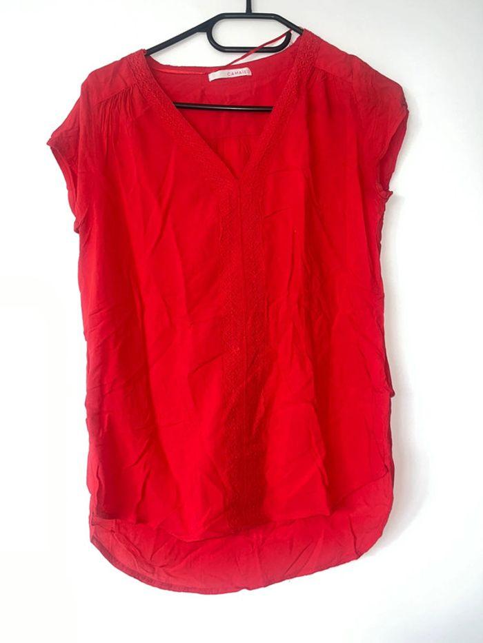 T-shirt rouge - photo numéro 1