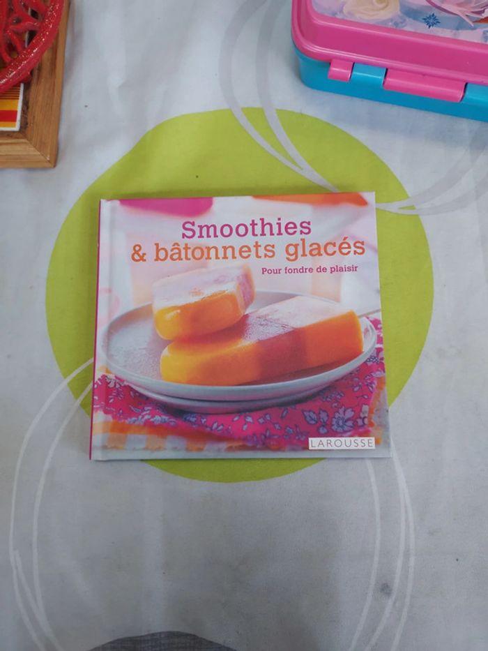 Livre Smoothies et Bâtonnets glaces Larousse - photo numéro 1