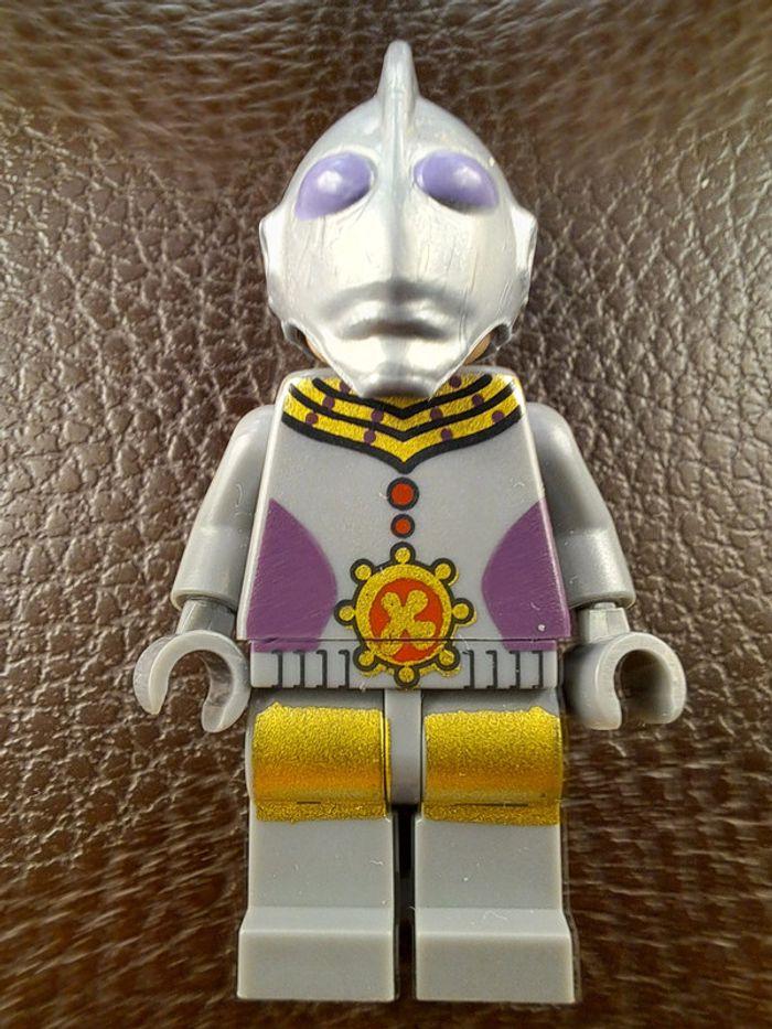 Figurine Lego compatible Ultraman - photo numéro 1