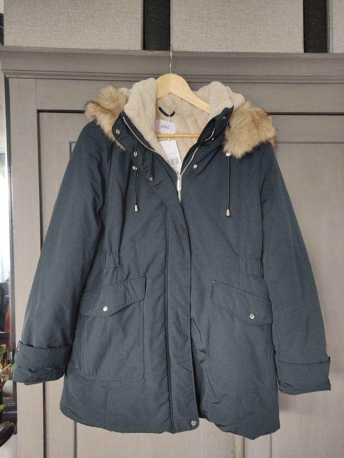 Parka femme neuve Burton of London  T38 - photo numéro 1