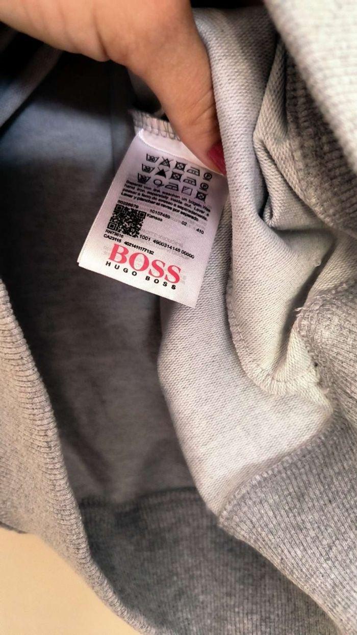 Pull  léger Hugo Boss neuf - photo numéro 3