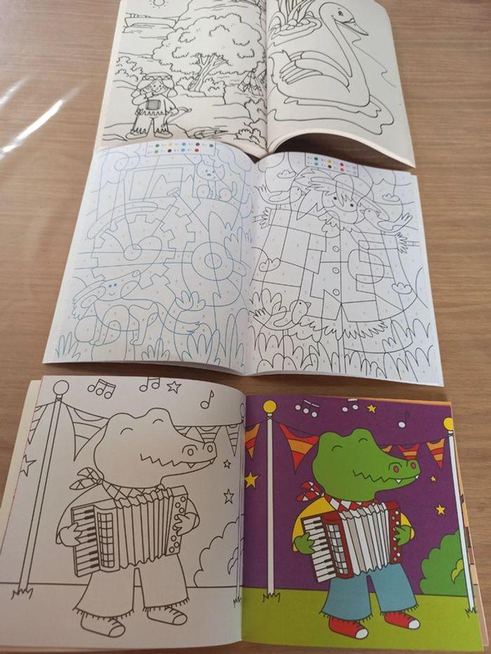 Lot de 3 livres coloriage neufs - photo numéro 2