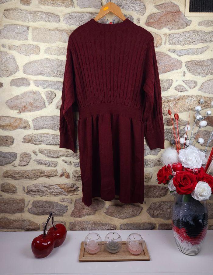 Robe pull en tricot torsadé bordeaux Femme taille 52 marque Boohoo 🍓 - photo numéro 3