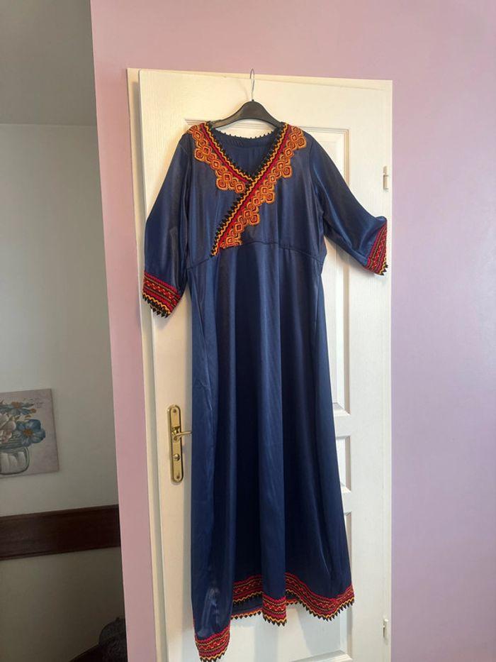 Robe kabyle bleu nuit - photo numéro 1