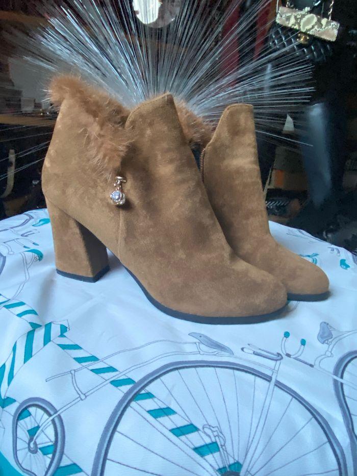 Bottines daim camel pointure 38