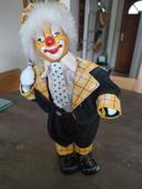 Clown en porcelaine