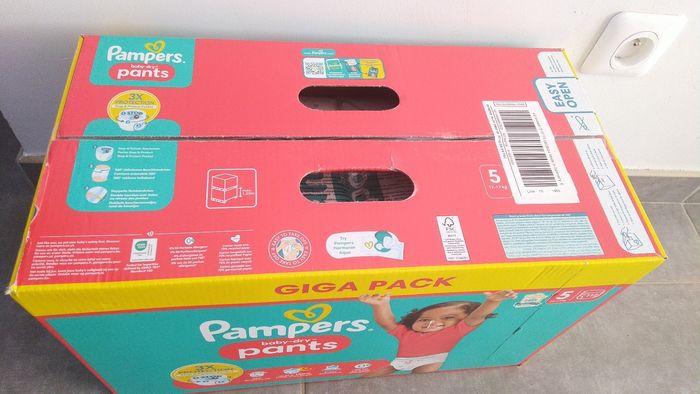 Couches Pampers pants taille 5 - photo numéro 2