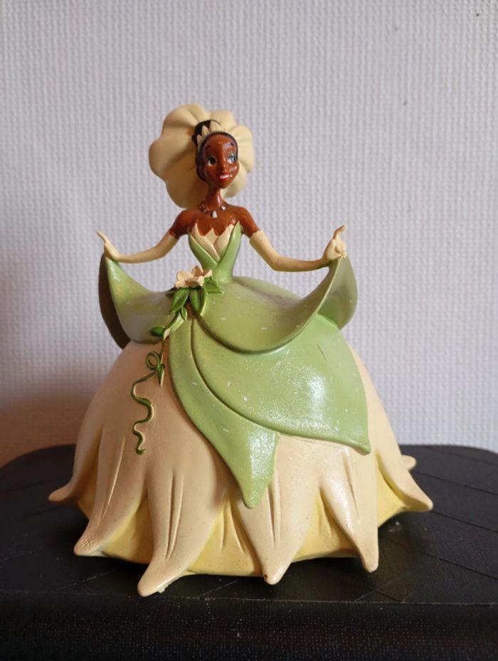 Figurine Hachette Tania de la princesse et la grenouille - photo numéro 1