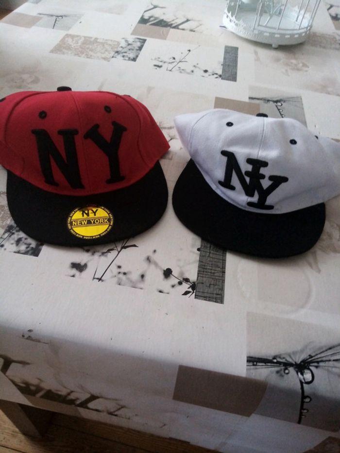 Lot casquette NY - photo numéro 1