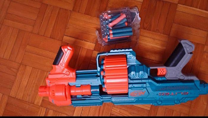 Pistolet Shockwave Nerf - photo numéro 1