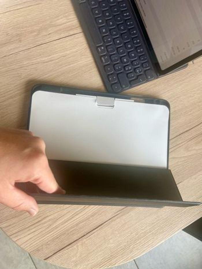 iPad Pro 11 (2018) 256 GB + IPad Pro Smart Keyboard Folio - photo numéro 5