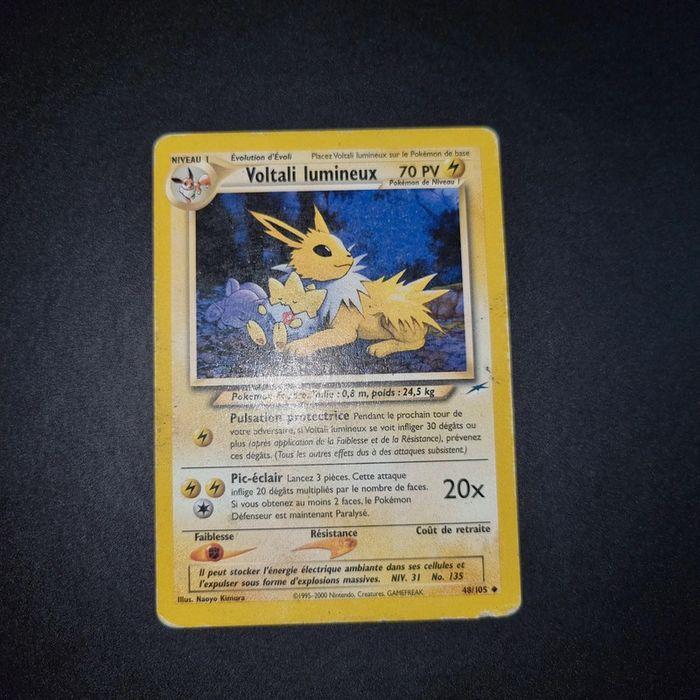 Carte Pokemon- Voltali Lumineux 48/105-Neo Destiny Édition 1-FR - photo numéro 1