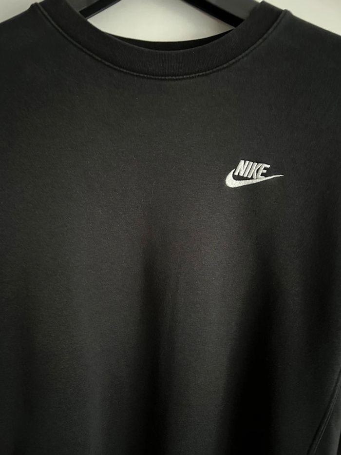 Sweat Nike taille XS - photo numéro 2