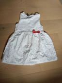 Robe blanche très peu portée