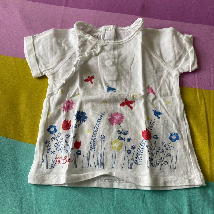 Lot t-shirt , gilets, short compagnie des petits - photo numéro 1