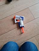 Pistolet nerf