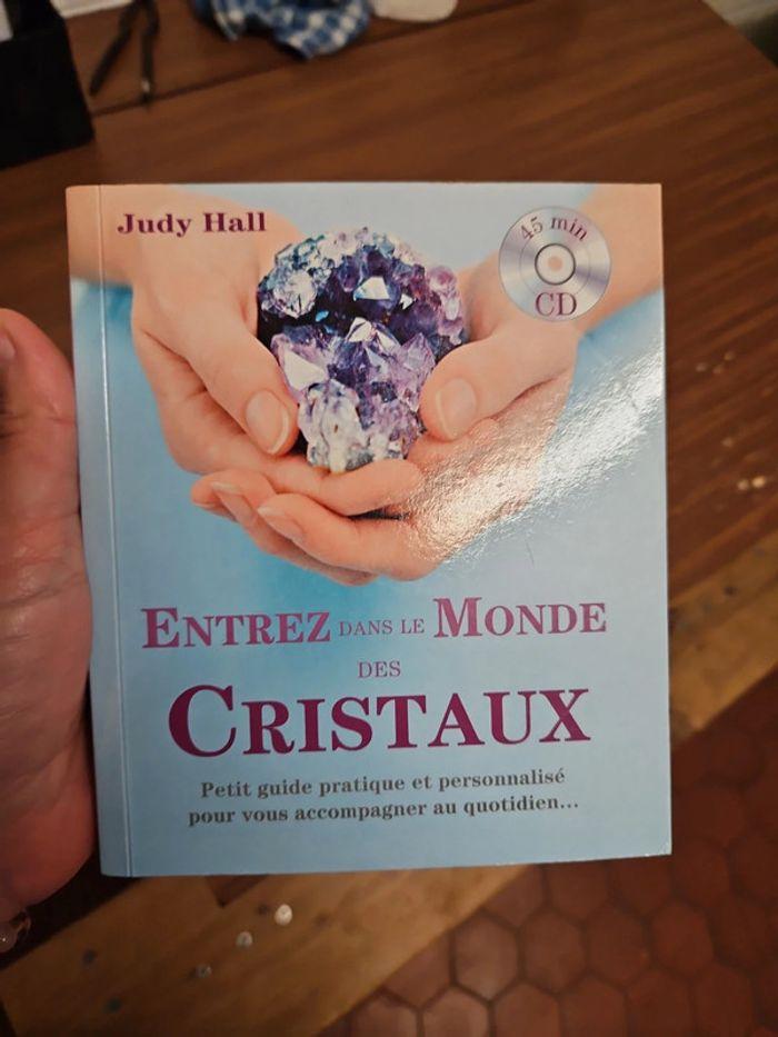 Entrez dans le monde des cristaux - photo numéro 1