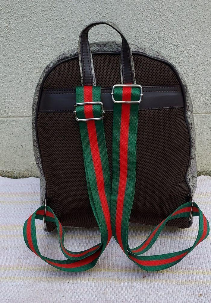 Sac a dos Gucci neuf - photo numéro 4