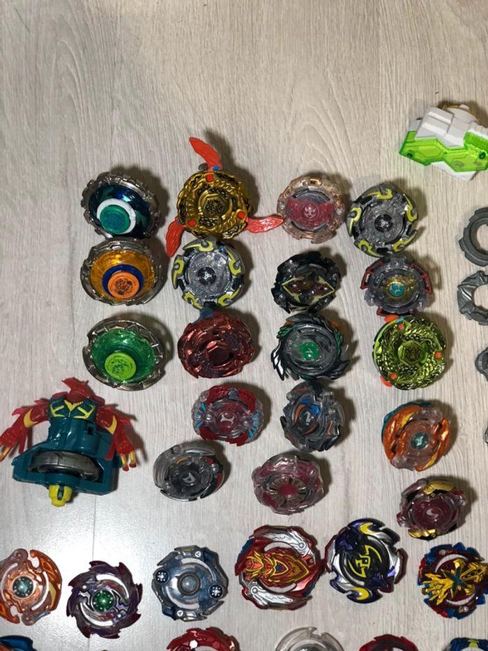 Lot toupies Beyblade Hasbro takara - photo numéro 5