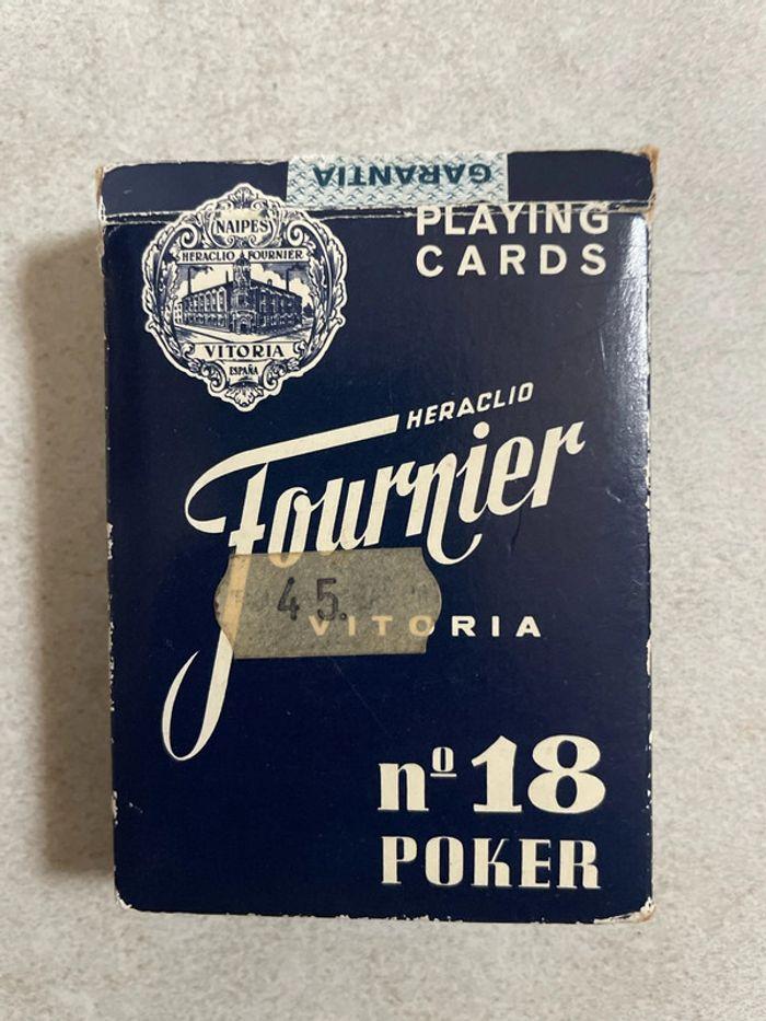 Jeu ancien de cartes complet Fournier - photo numéro 1