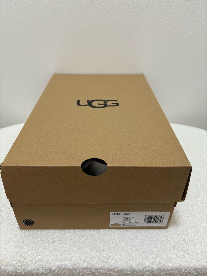 UGG Tazz Sand - photo numéro 8