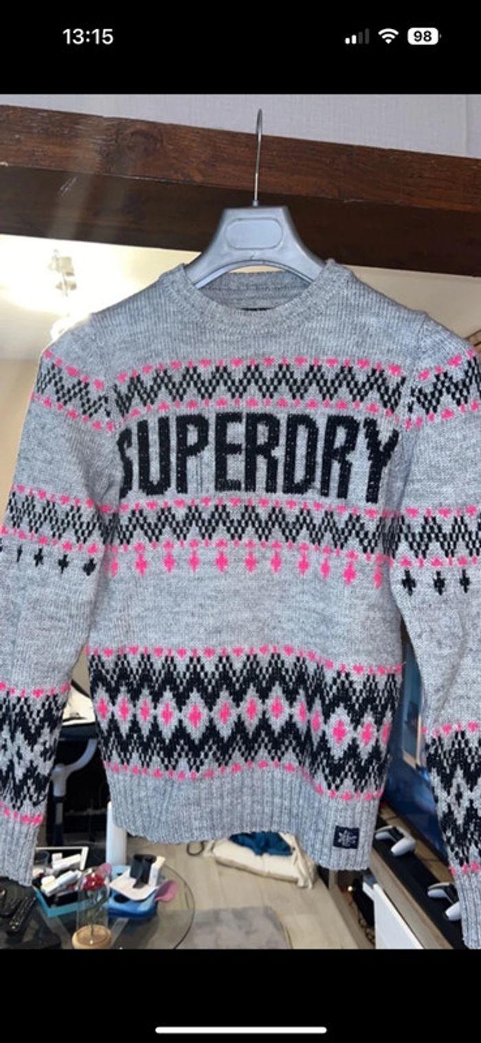 Pull superdry - photo numéro 1