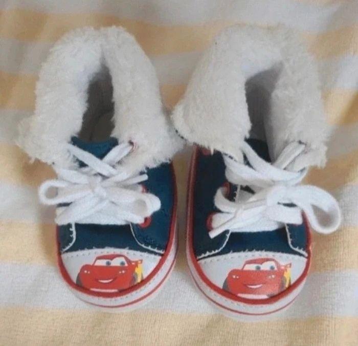 Chaussure bébé - photo numéro 1