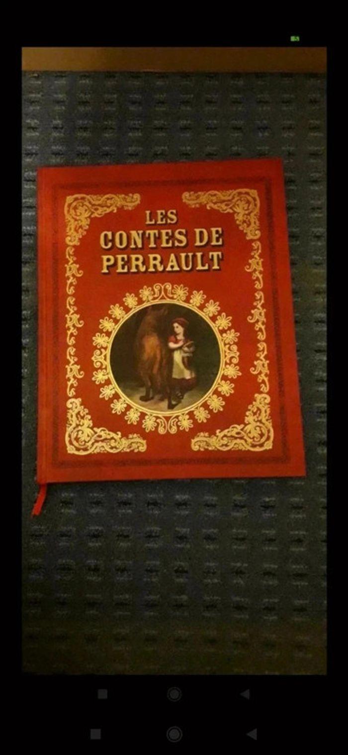 Livre les contes de Perrault - photo numéro 1