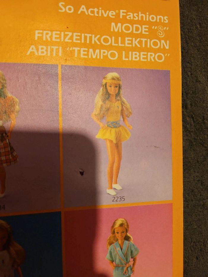 Blister tenue Barbie Mattel 2235 - photo numéro 3