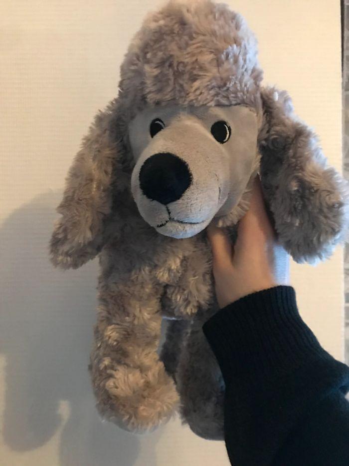 Peluche chien caniche - photo numéro 1