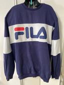 Pull FILA . Taille L