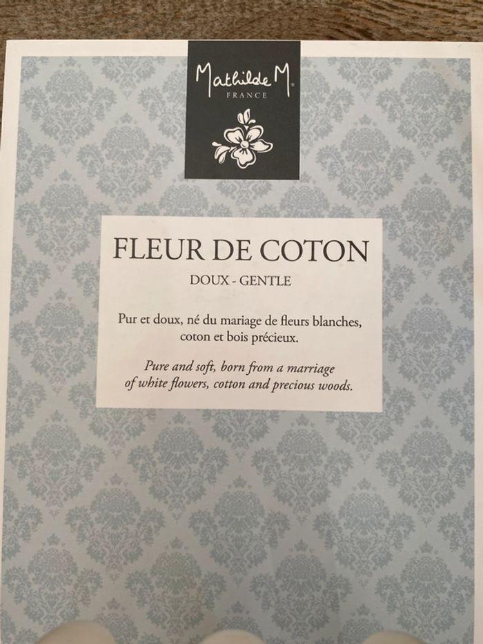 Lot 3 concentrés de parfum d'ambiance Mathilde M. FLEUR de COTON NEUF - photo numéro 2