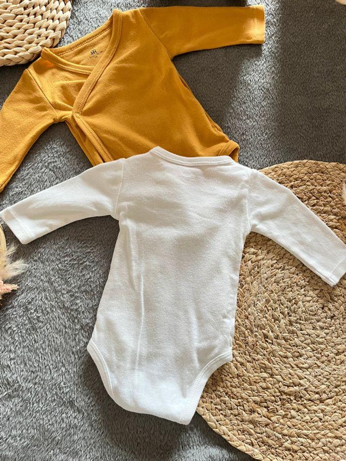 Lot de 3 bodys La redoute 1 mois fille - photo numéro 5