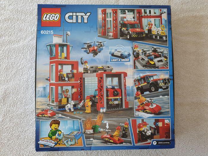 Lego City - La Caserne de Pompiers - 60215 - ok - photo numéro 2