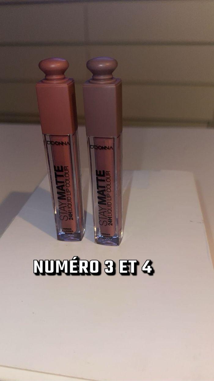 Lot 2 rouges à lèvres ddonna beige nude femme beauté maquillage - photo numéro 1