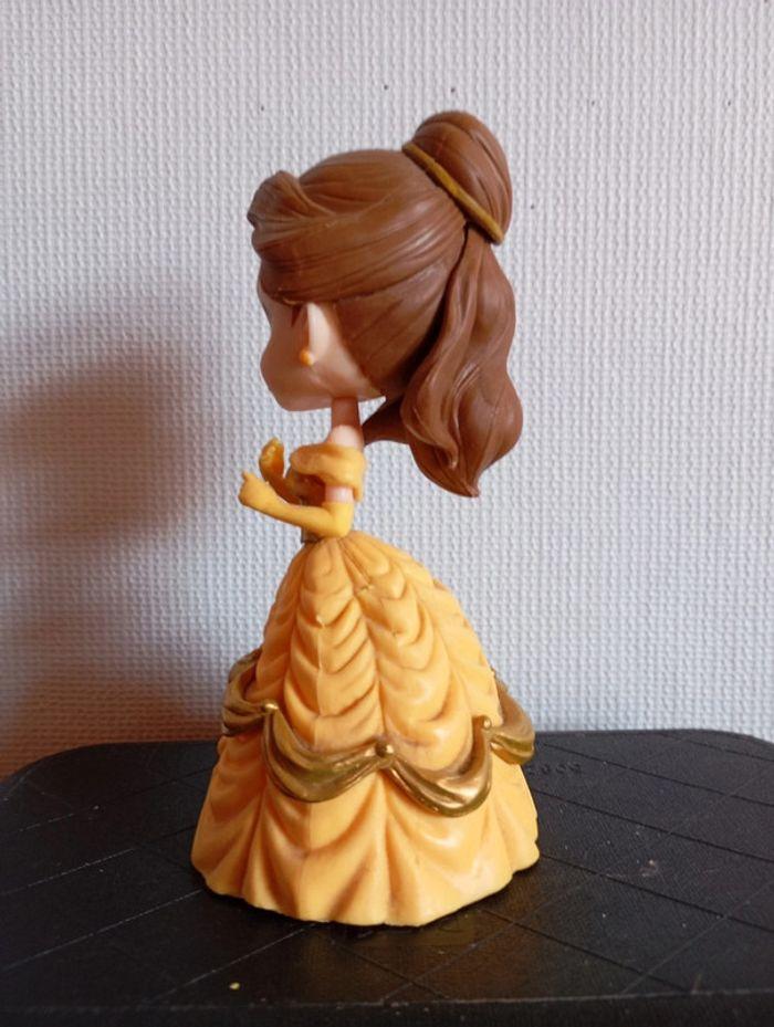 Figurine Belle en robe de bal Disney - photo numéro 2