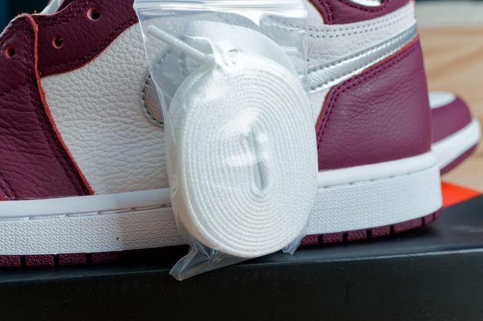 Nike Air Jordan 1 High "Bordeaux" - photo numéro 6