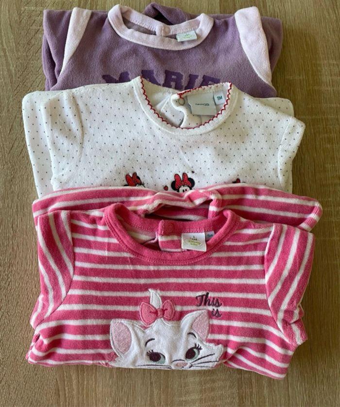 3 pyjamas en velours Disney 9 mois - photo numéro 2