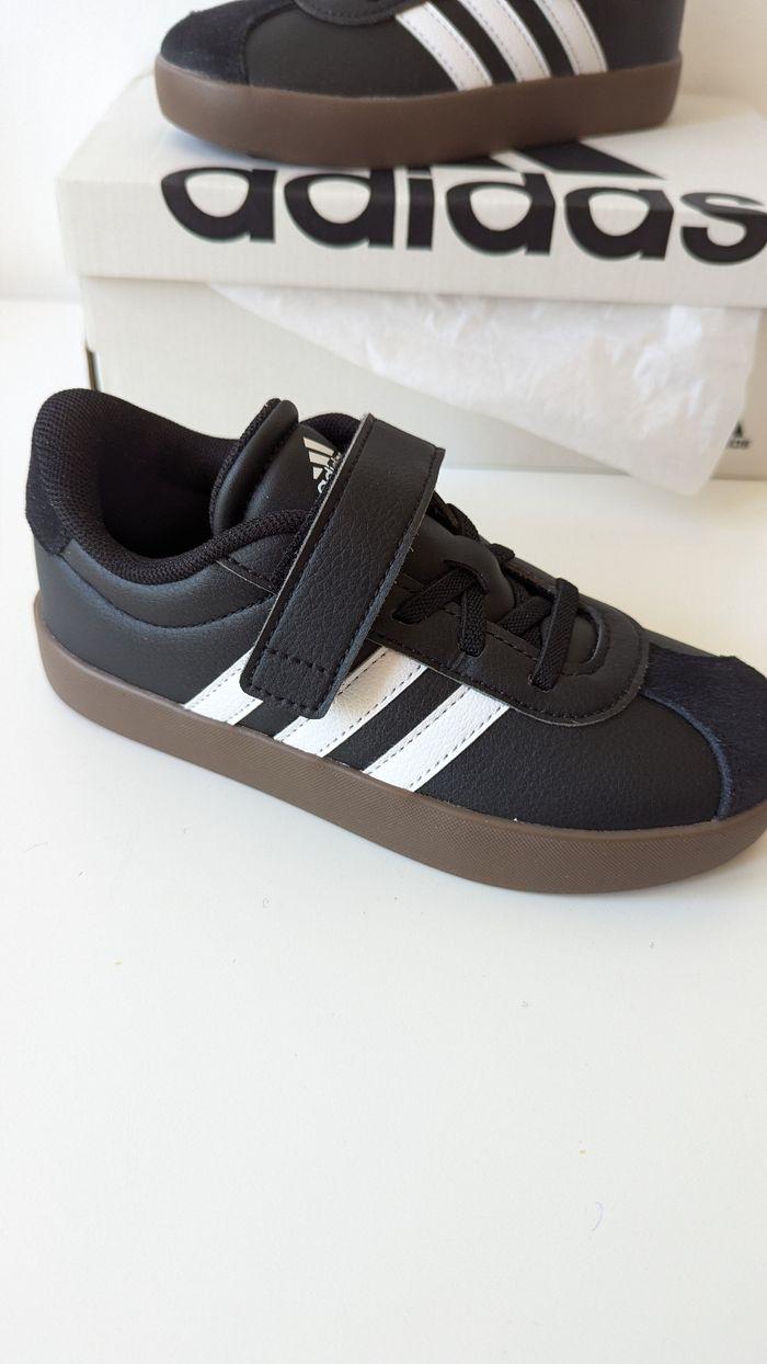 Sneakers Adidas enfant mixte 31 - photo numéro 3