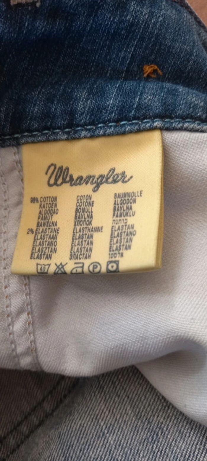 Short en jean Wrangler Taille américaine 28 - photo numéro 4