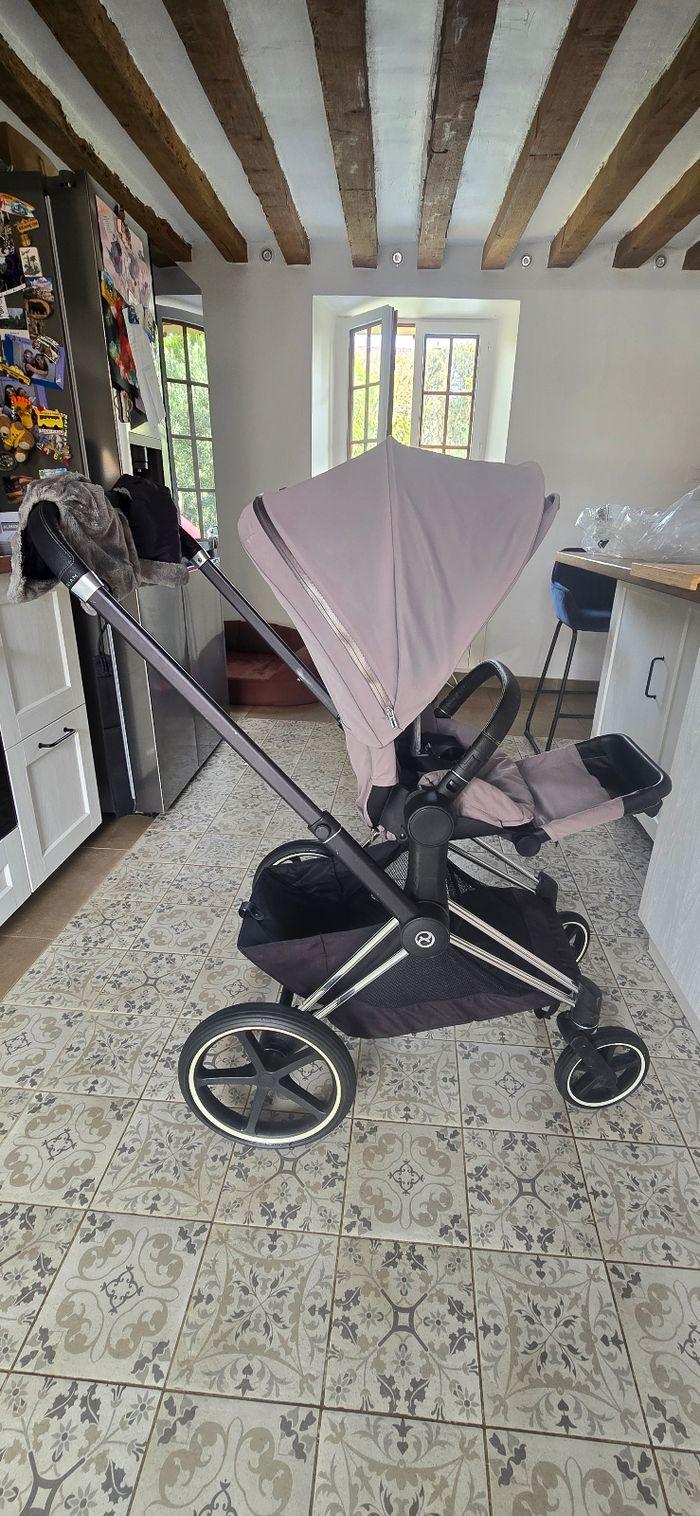 Poussette cybex priam en lot avec cosy cloudz et sa base + nombreux accessoires - photo numéro 4