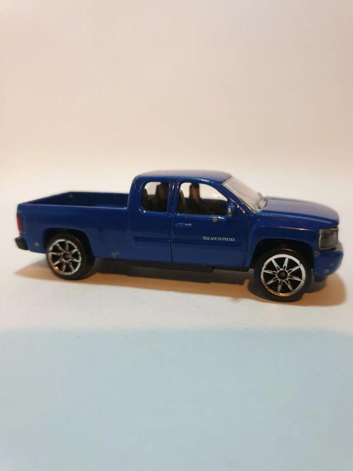 Majorette 217E Chevrolet Silverado Bleu - 1/71 - photo numéro 3