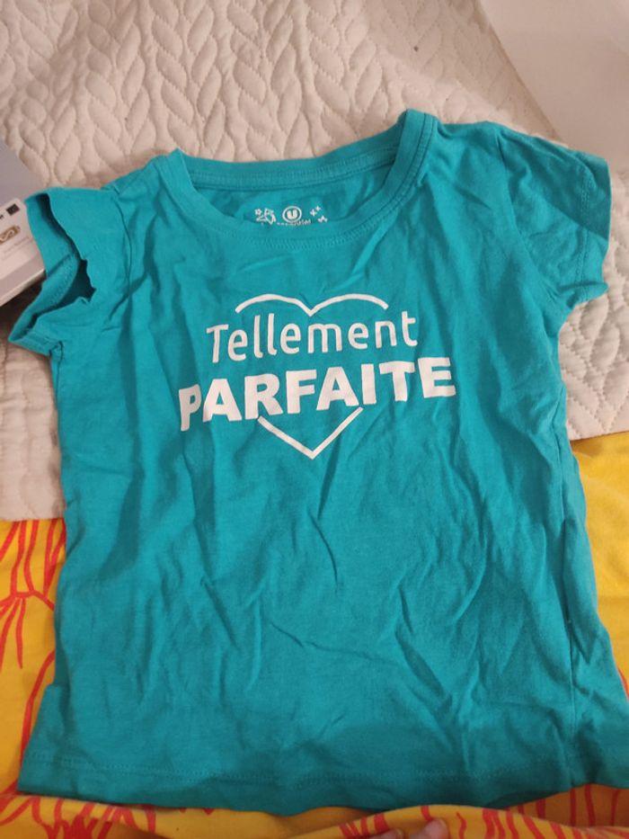 Tee-shirt - photo numéro 1