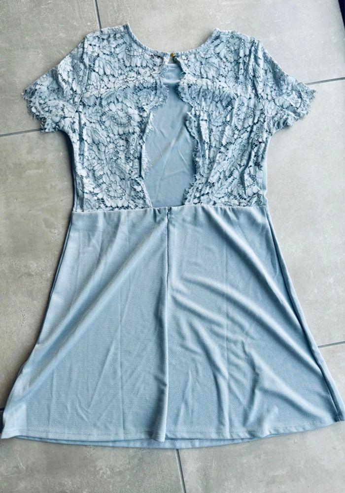 Robe Pimkie dentelle bleue ciel neuve - photo numéro 3