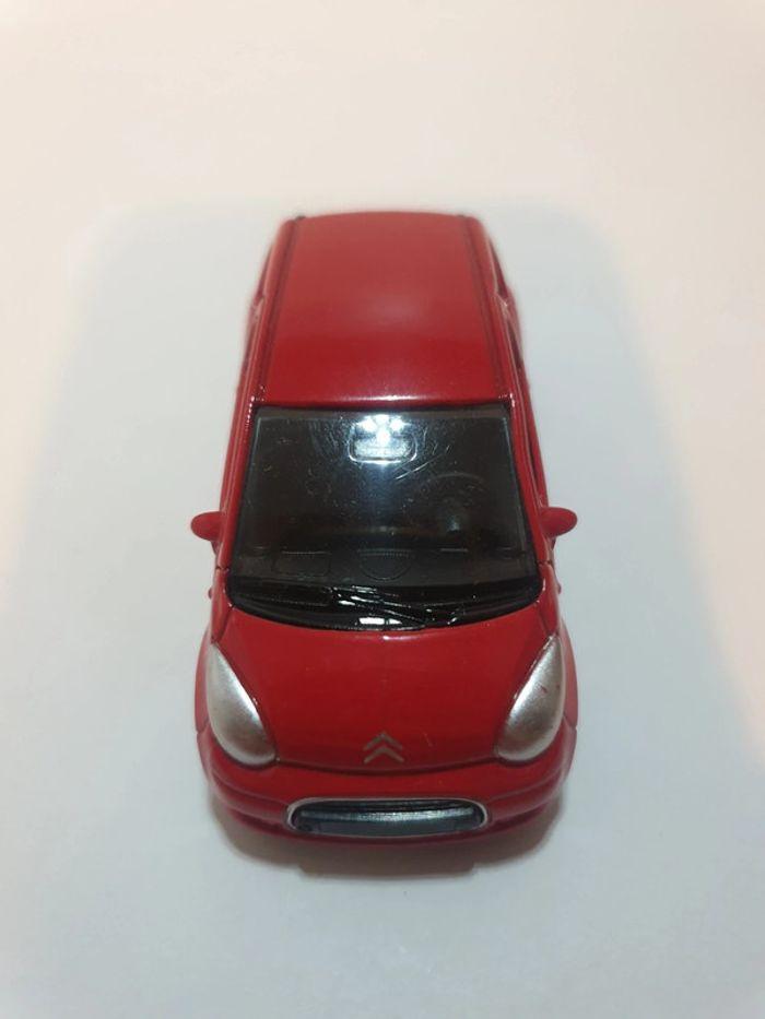 Welly Citroën C1 Rouge - 1/60 - photo numéro 3