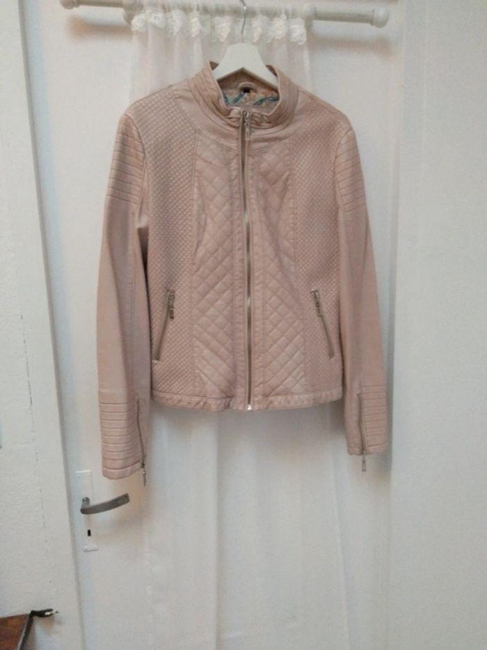 Veste cuir rose - photo numéro 1