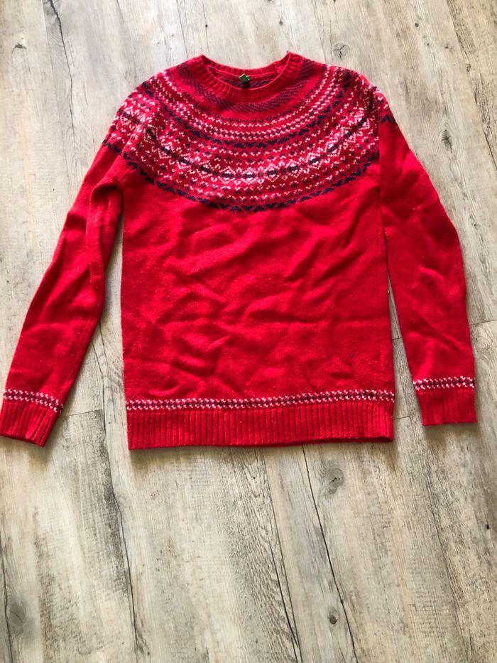 Pull Benetton rouge - 11/12 ans - photo numéro 1