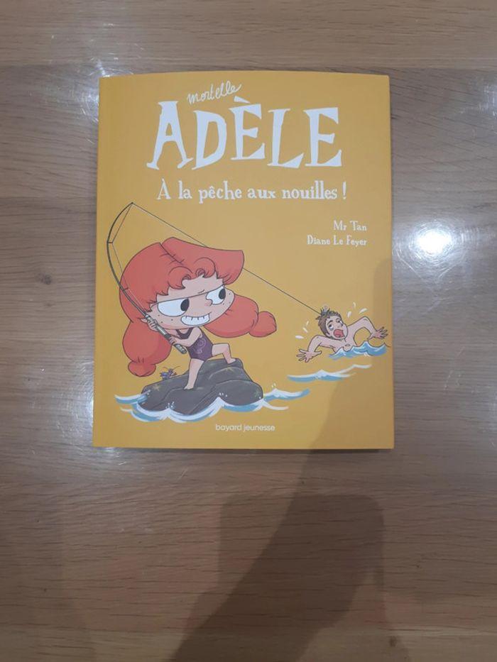 Livre mortelle adele tome 12 - photo numéro 1